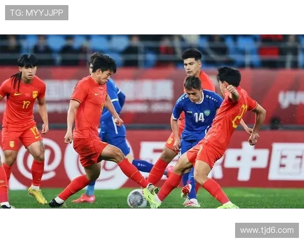 中国男足迎战韩国队备战亚洲杯 目标力争小组出线再创佳绩