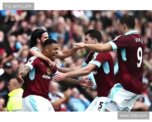 德比郡俱乐部积极备战新赛季全队状态回升力争重返英冠巅峰