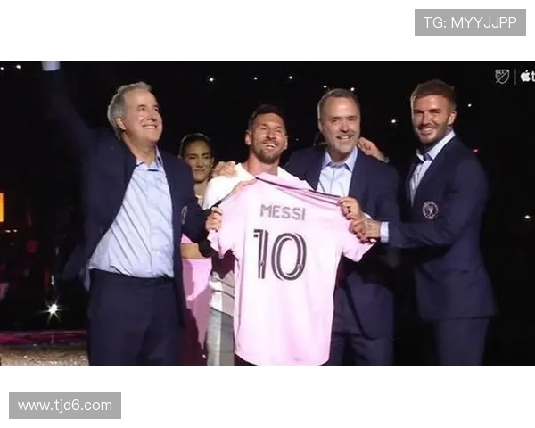 梅西加盟迈阿密国际引发全球足坛震动 足球巨星新篇章正式开启 梅西加盟迈阿密国际引发全球足坛震动 足球巨星新篇章正式开启